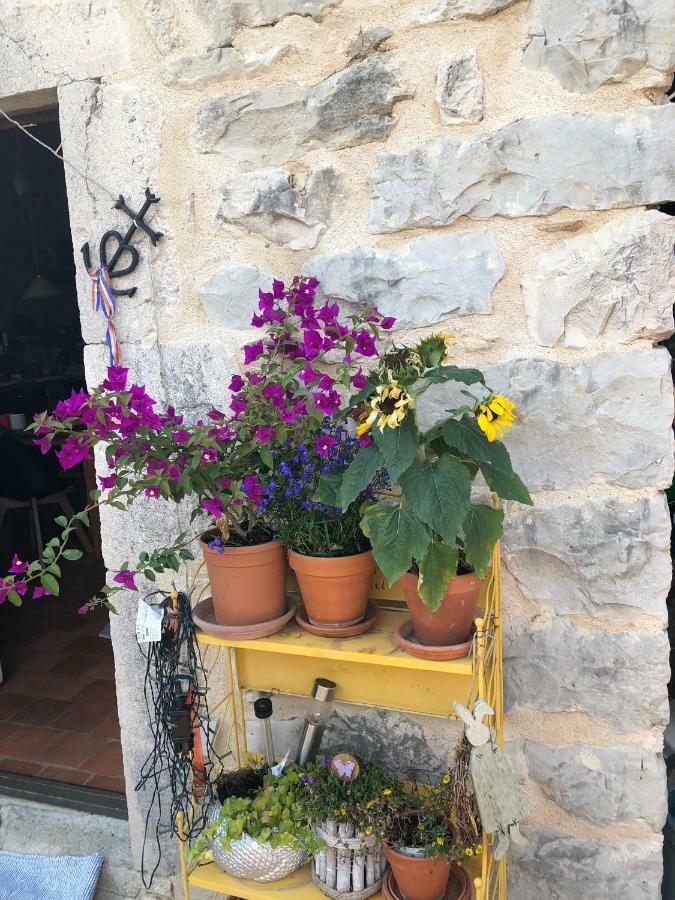 La Petite Maison En Pierres Gras Esterno foto